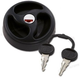 Tapón para bocana negro con bombín y dos llaves.
