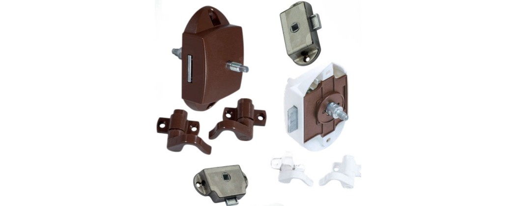 Mecanismo cerradura Push-Lock o barra giratoria. Puertas y muebles autocaravanas, caravanas, campers